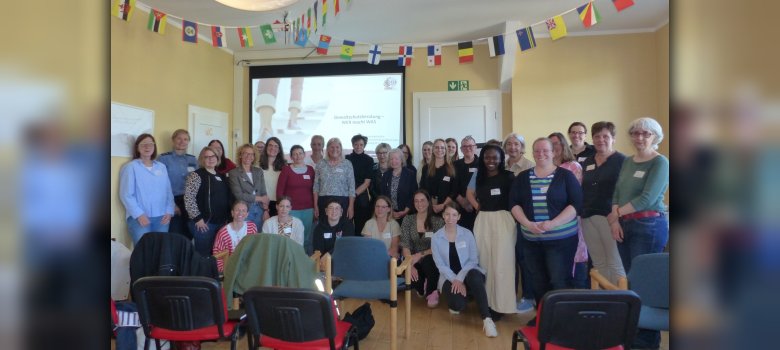 Zu sehen sind die Teilnehmer*innen vom Netzwerktreffen vom Bündnis für FrauenSchutz Rhein-Lahn