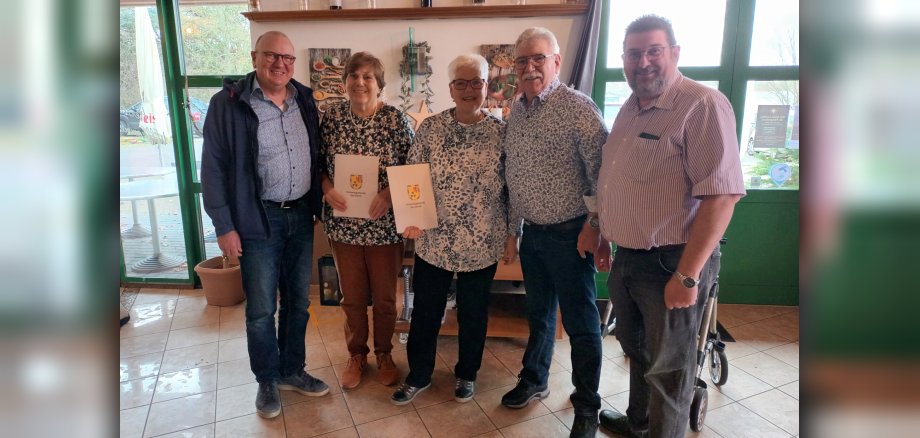 Zu sehen ist eine Verabschiedung im Seniorenbeirat