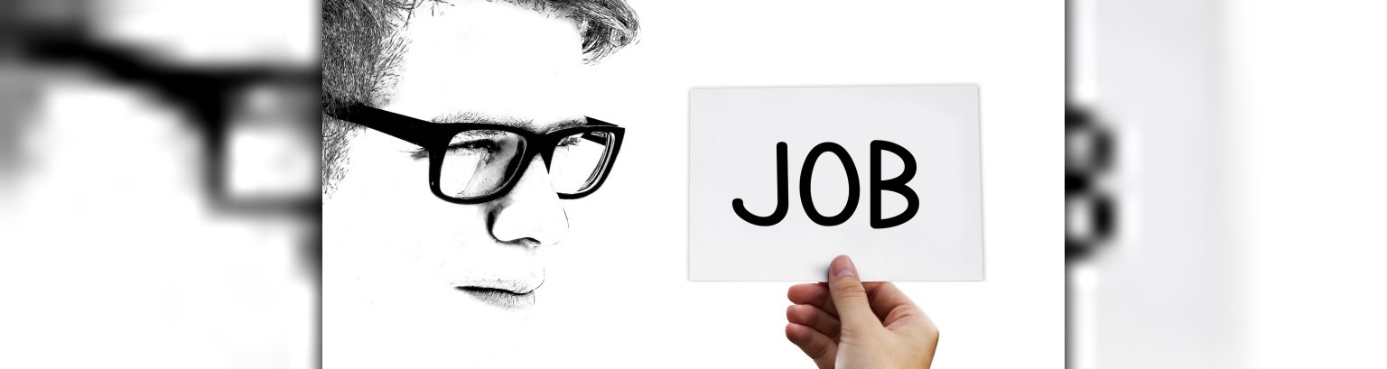 Job Aar-Einrich Zu sehen ist eine Person die ein Schild mit dem Titel "JOB" in der Hand hält, dies soll die Stellenangebote der VG Aar-Einrich