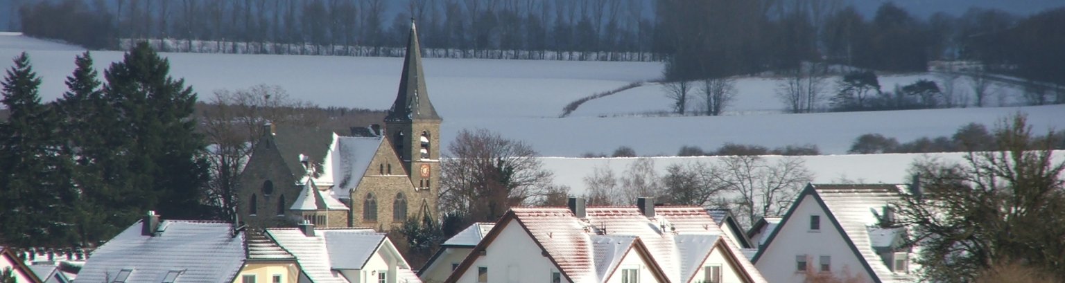 Zu sehen ist die Ortsgemeinde Kaltenholzhausen im Winter