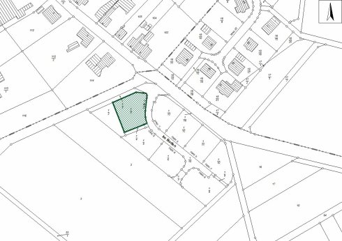 Hier sieht man einen Plan mit Darstellung eines  freien Grundstückes. 