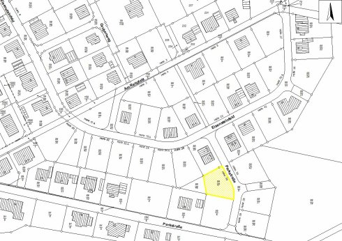 Hier sieht man einen Plan mit Darstellung eines freien Grundstückes.