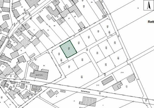 Hier sieht man einen Plan mit Darstellung eines freien Grundstückes.